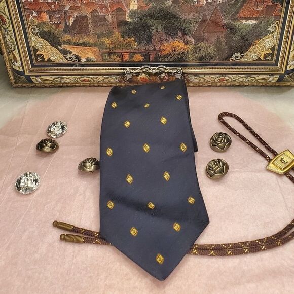 Take six luxury navy blue Tie - Picture 4 of 7